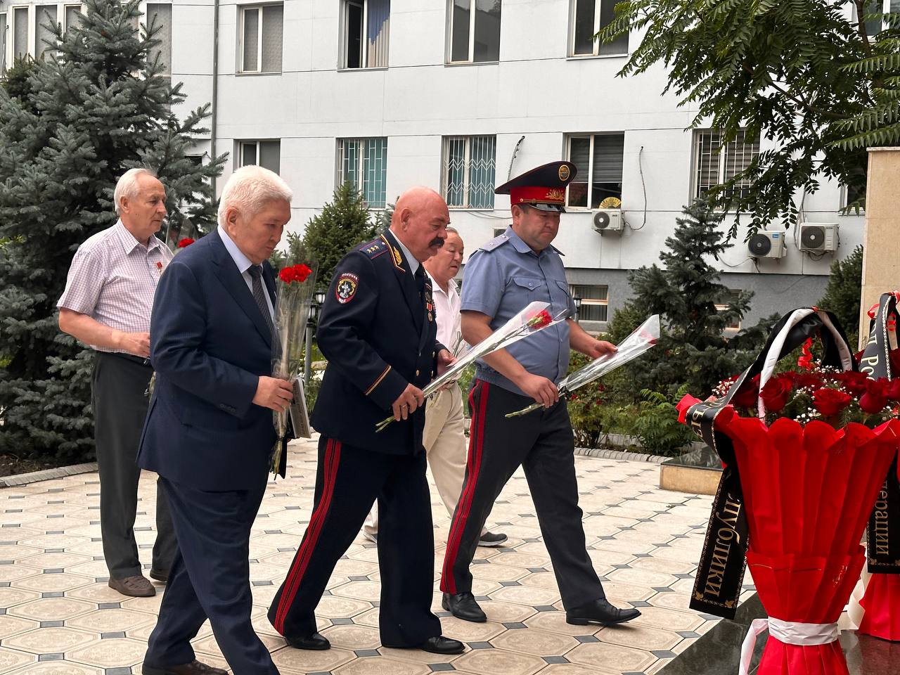 Мудрость и знание ветеранов.  Состоялся визит делегации ветеранов ЦА МВД Российской Федерации в Кыргызскую Республику