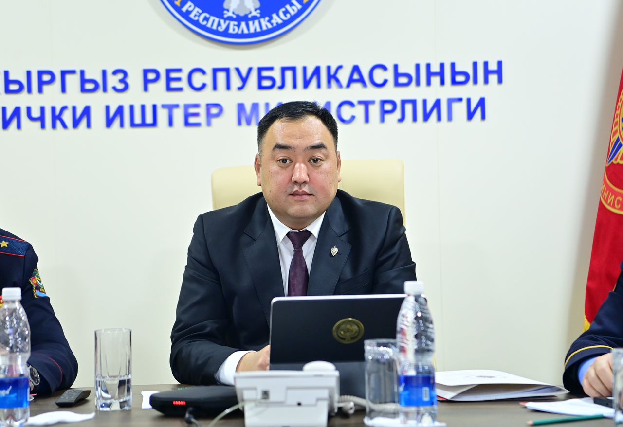 Улан Ниязбеков: «Служите закону, а не личным интересам»