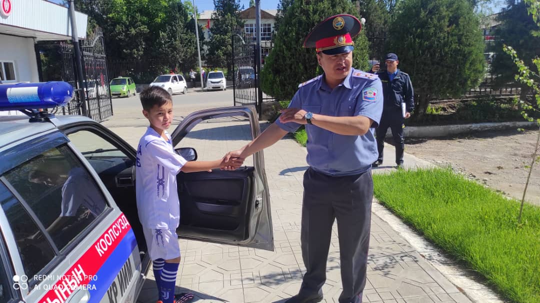 МИЛИЦИЯГА КАТ