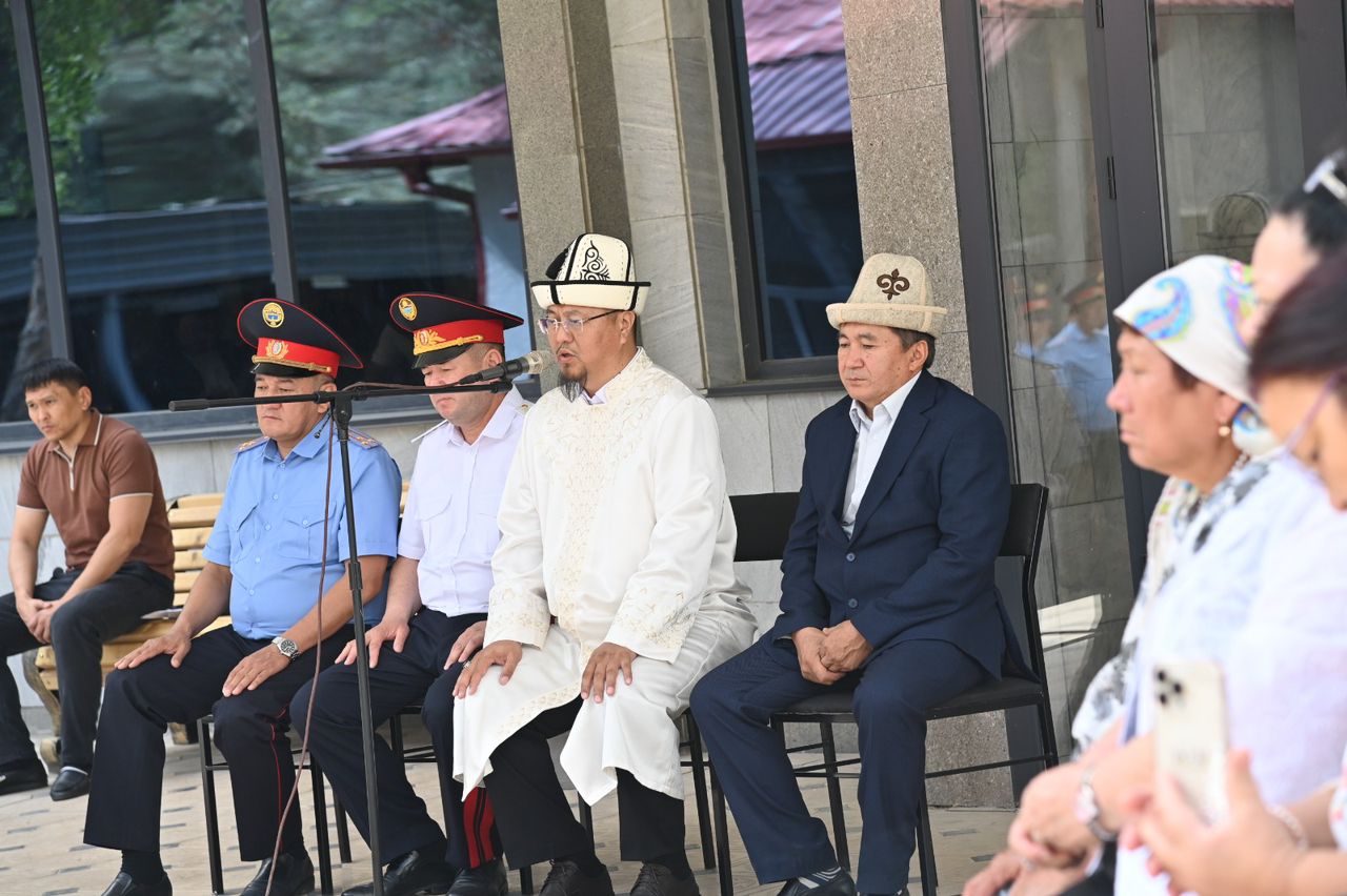 Ички иштер органдарында кызмат өтөө учурунда баатырларча курман болгон кызматкерлер эскерилди
