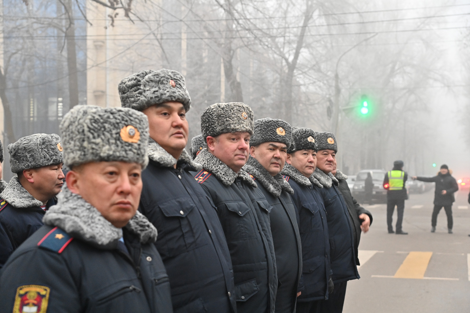 ИИМдин Баңгизаттарды мыйзамсыз жүгүртүүгө каршы күрөшүү кызматына 28 автоунаа тапшырылды