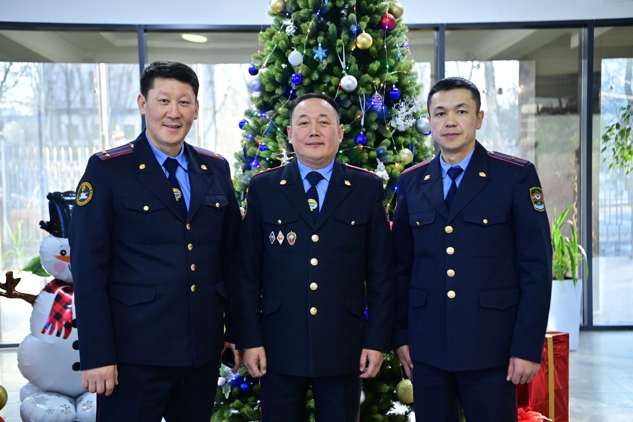 На заслуженный отдых проводили экс-начальника Пресс-службы МВД