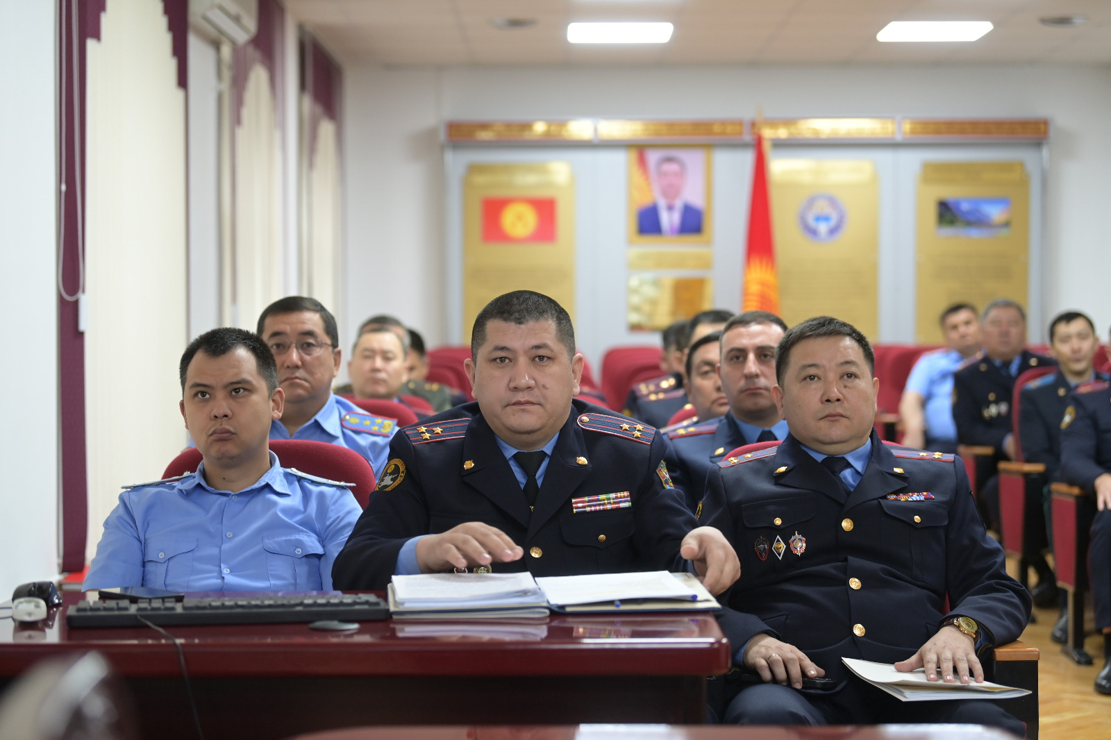 МВД: Перед органами внутренних дел поставлена задача защищать законные интересы и права инвесторов