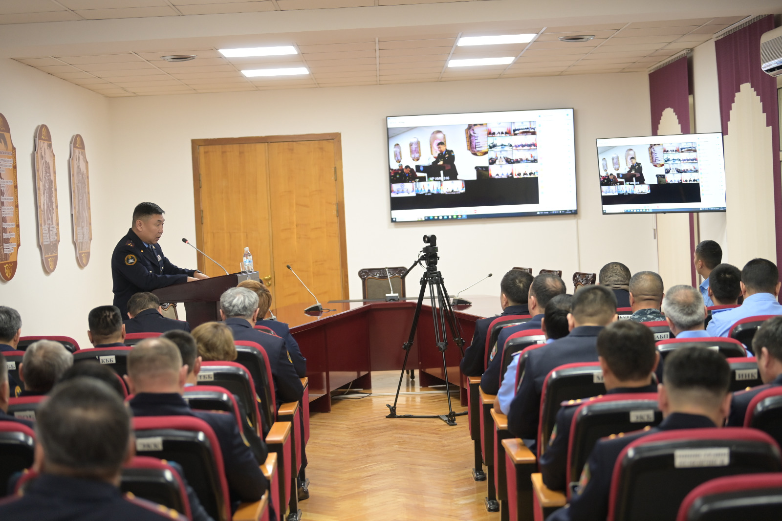 МВД: Перед органами внутренних дел поставлена задача защищать законные интересы и права инвесторов