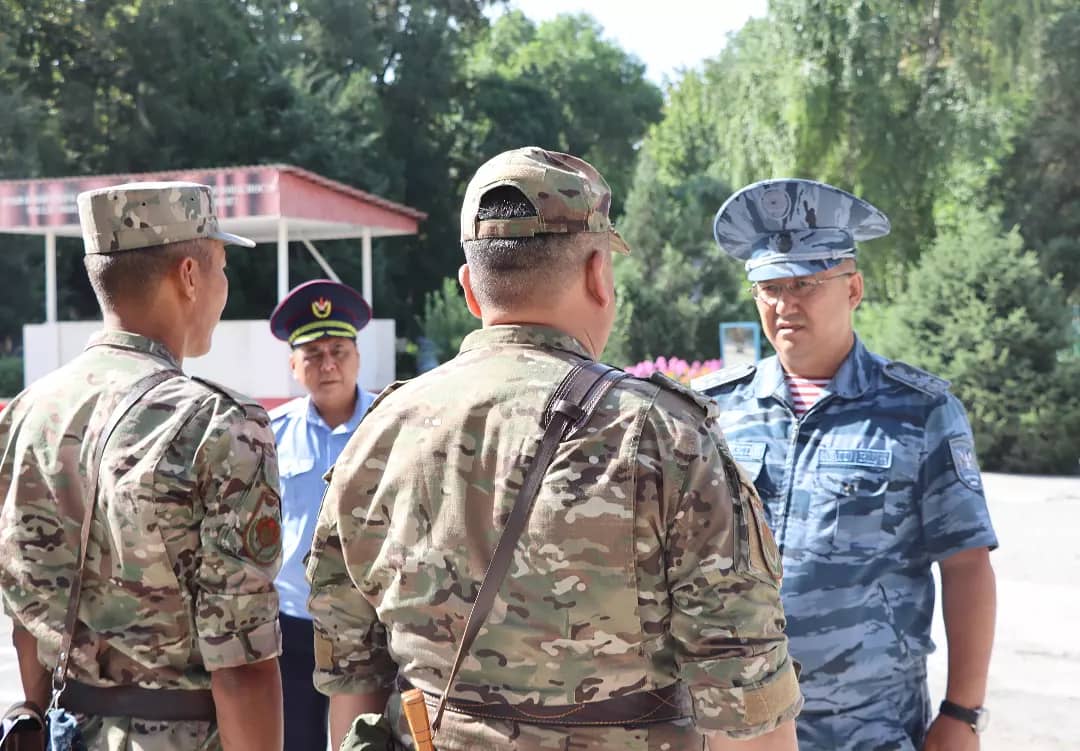 Во Внутренних войсках МВД Кыргызской Республики проведены учебно-методические сборы с командирами рот войсковых частей юго-западного и северо-восточного региона