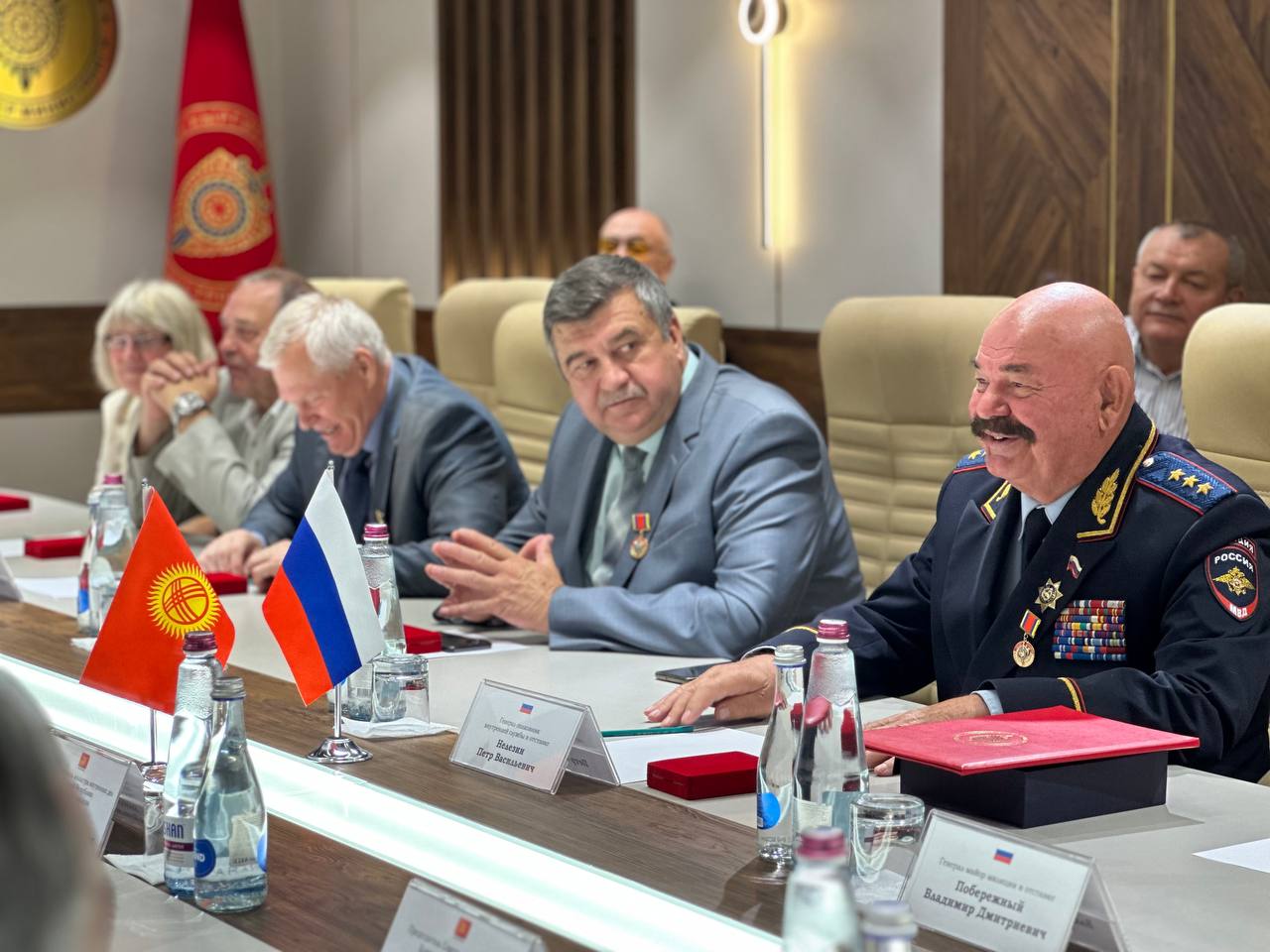 Мудрость и знание ветеранов.  Состоялся визит делегации ветеранов ЦА МВД Российской Федерации в Кыргызскую Республику