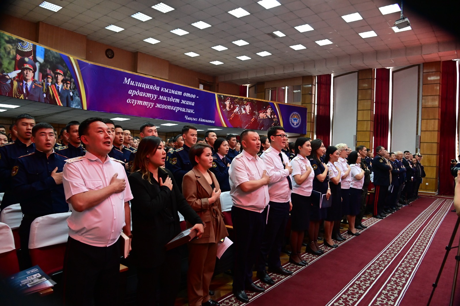 Пресс-служба МВД отмечает 40-летие со дня образования