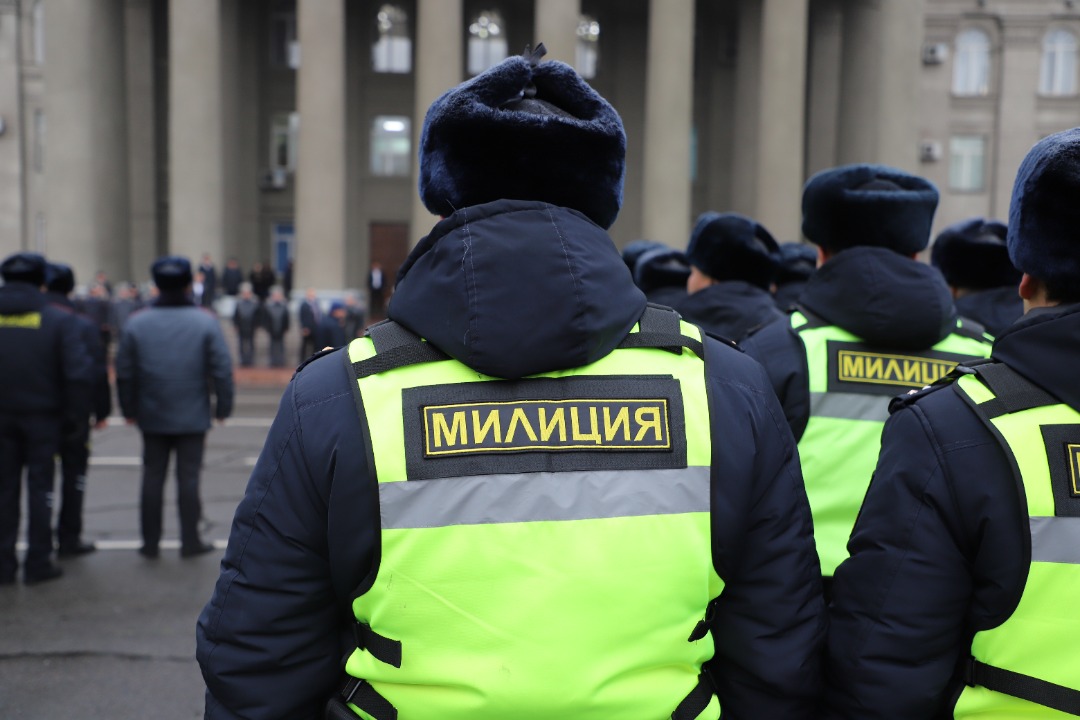МВД: Милиция продолжает нести службу в усиленном режиме