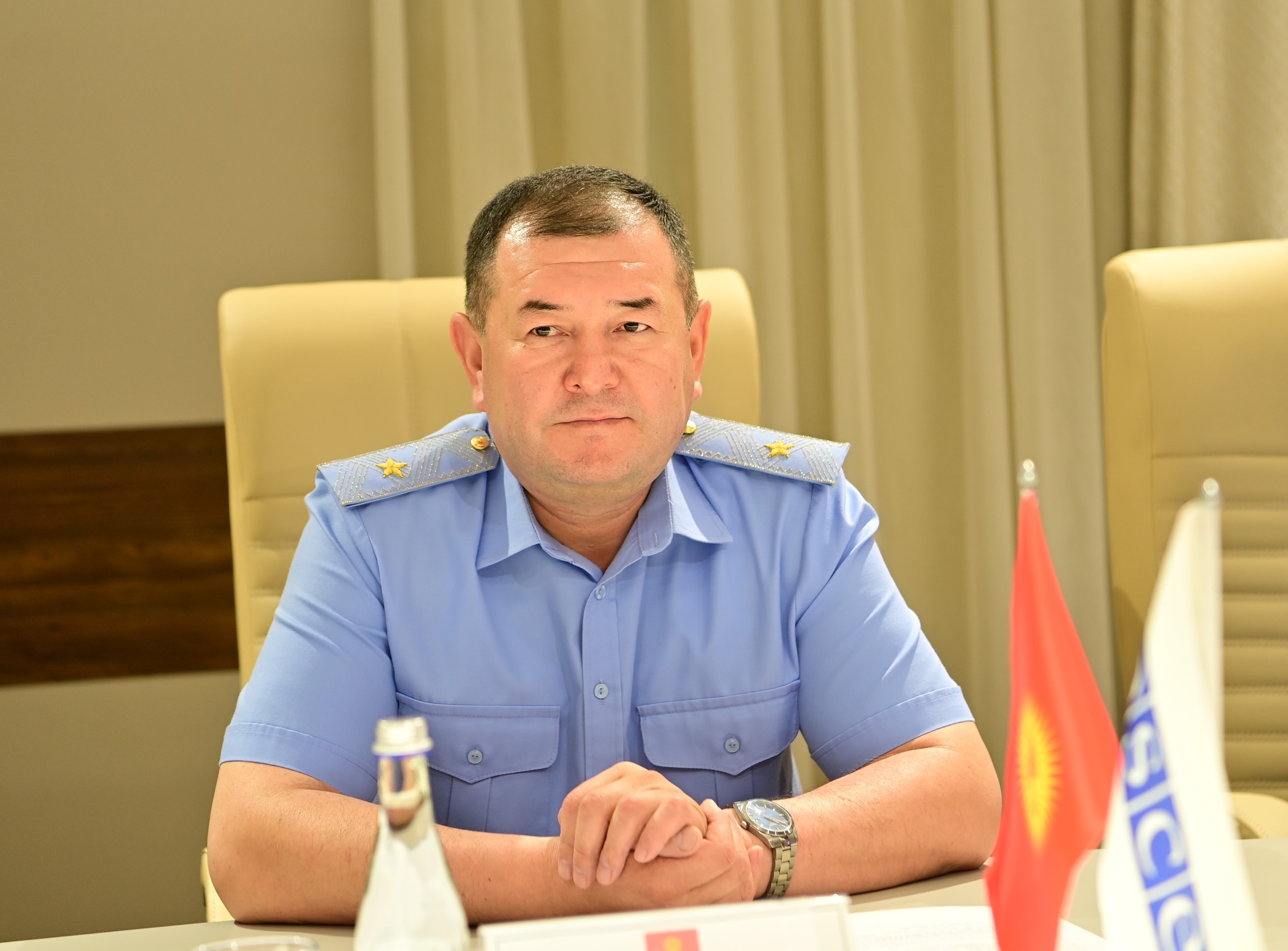 Первый заместитель министра внутренних дел Адылбек Бийбосунов встретился с Верховным комиссаром ОБСЕ по делам национальных меньшинств Кристофом Кампом