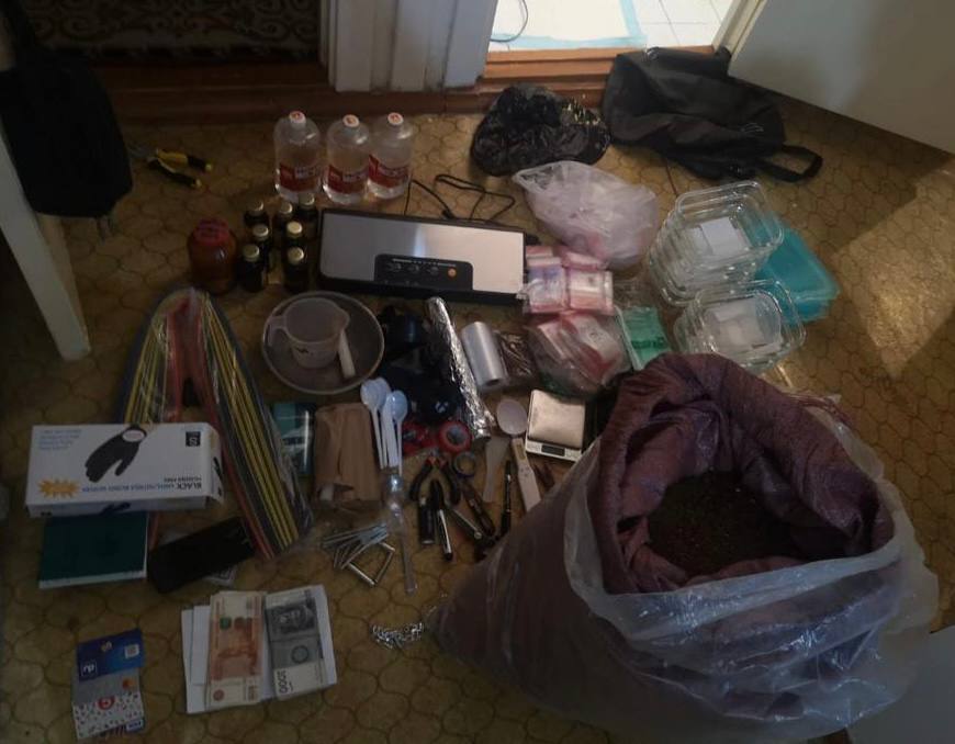Задержаны члены международной наркогруппы с более 4,7 кг мефедрона