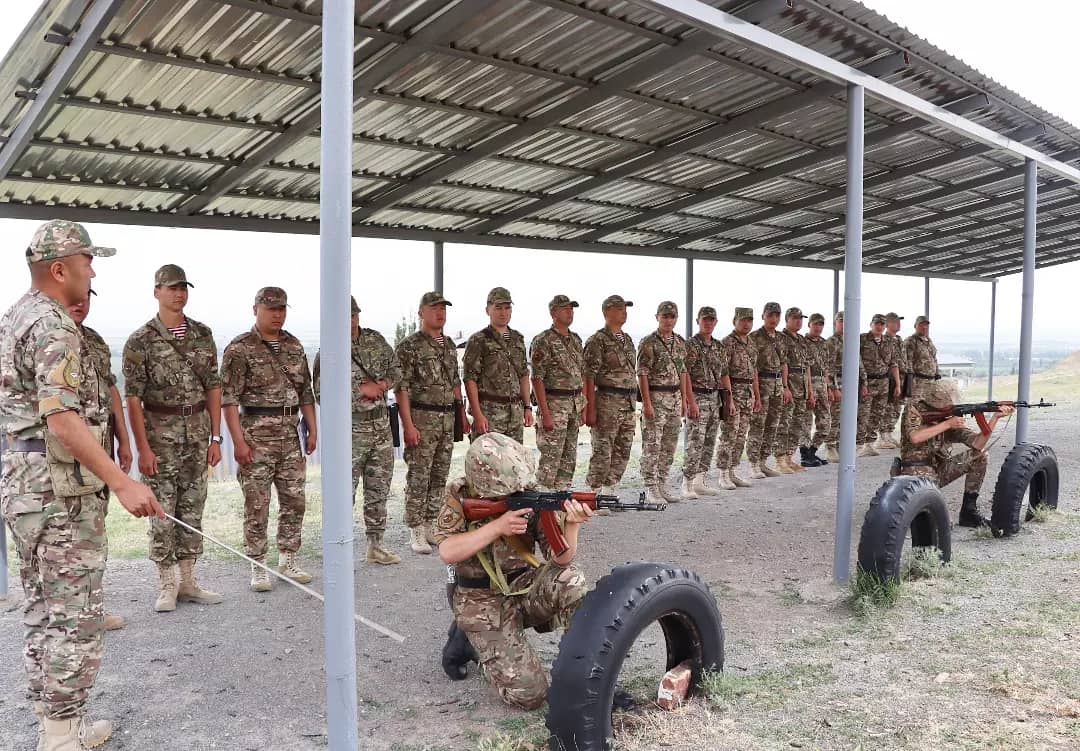 Во Внутренних войсках МВД Кыргызской Республики проведены учебно-методические сборы с командирами рот войсковых частей юго-западного и северо-восточного региона