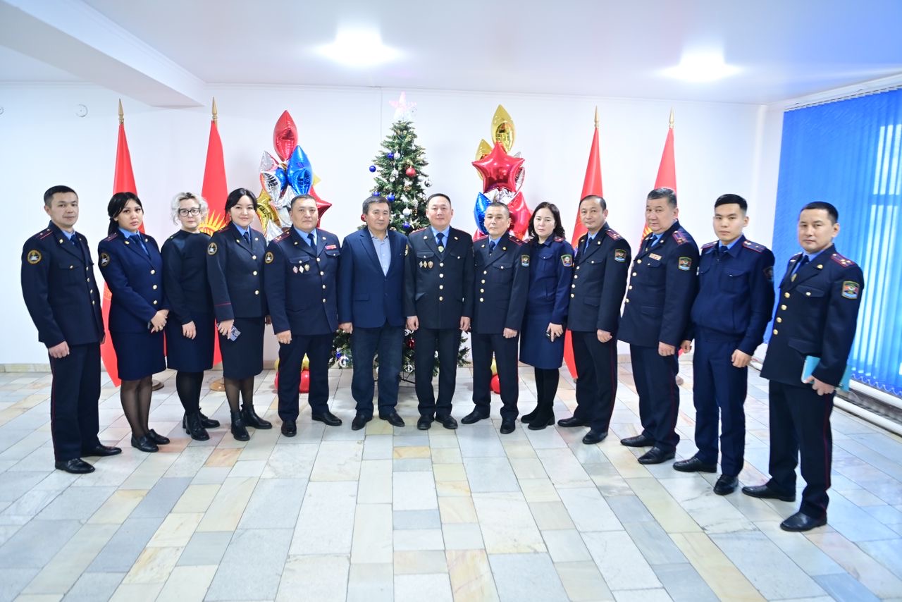 На заслуженный отдых проводили экс-начальника Пресс-службы МВД