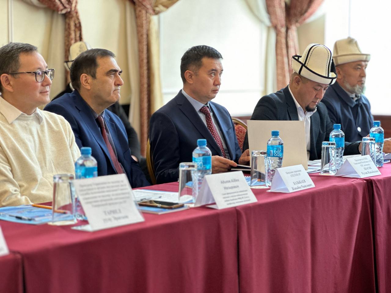 Бишкекте терроризм менен экстремизмди алдын алуу боюнча эл аралык илимий-практикалык конференция өттү