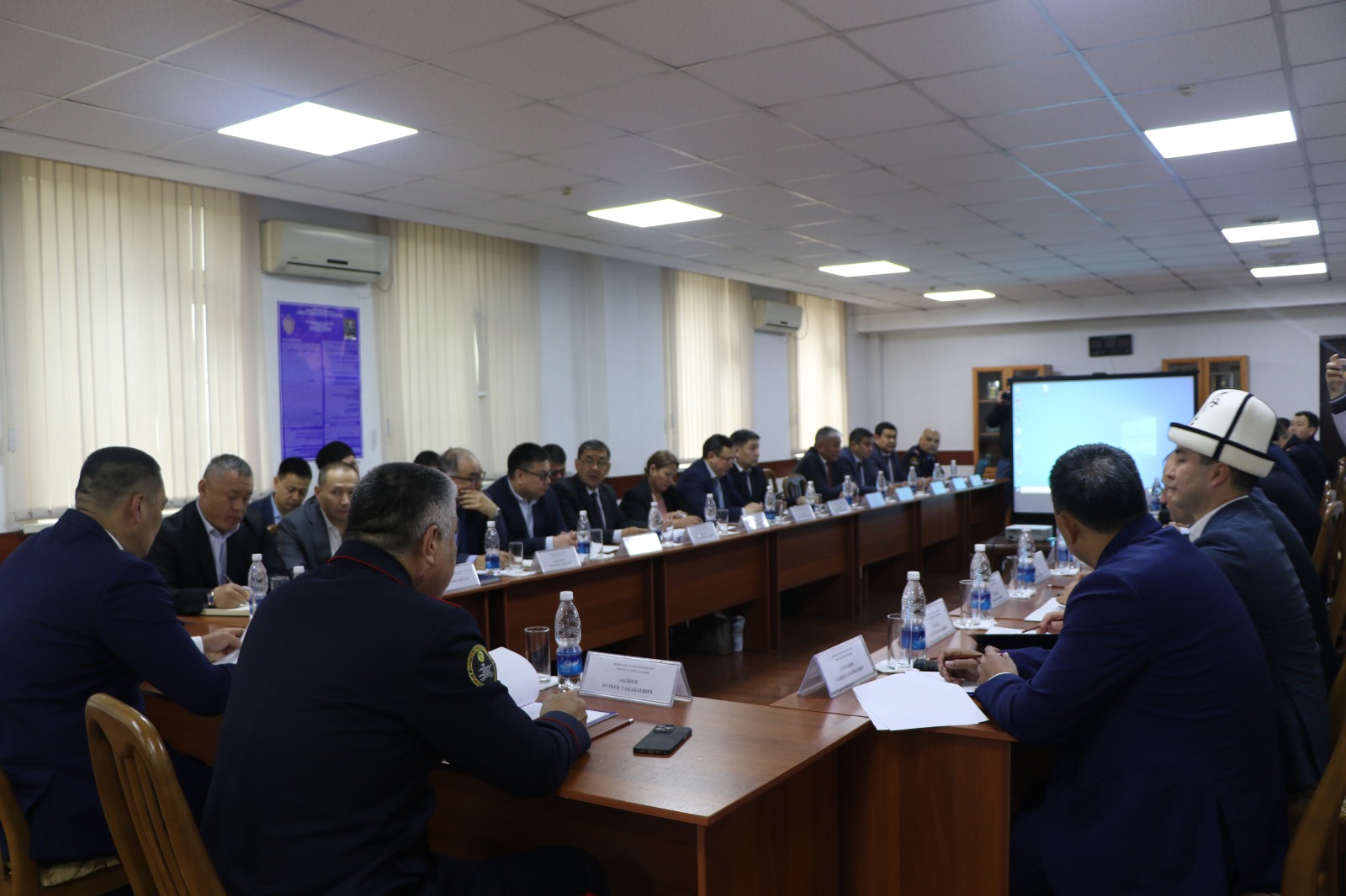 МВД и ГКНБ совместно провели совещание по усилению борьбы с наркотиками