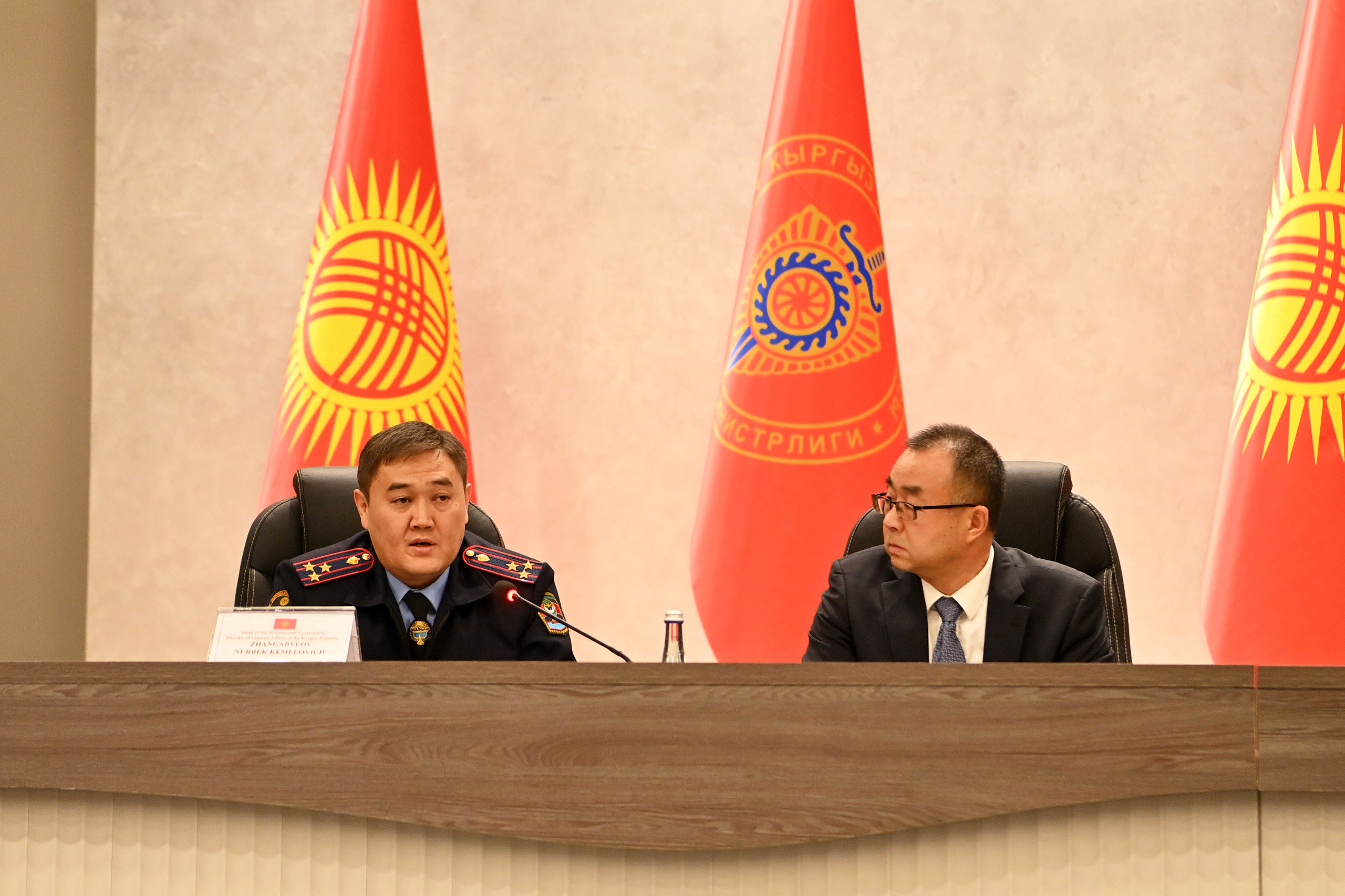 Ички иштер министрлигинде кытай ишкер чөйрөсүнүн өкүлдөрү менен жолугушуу болуп өттү