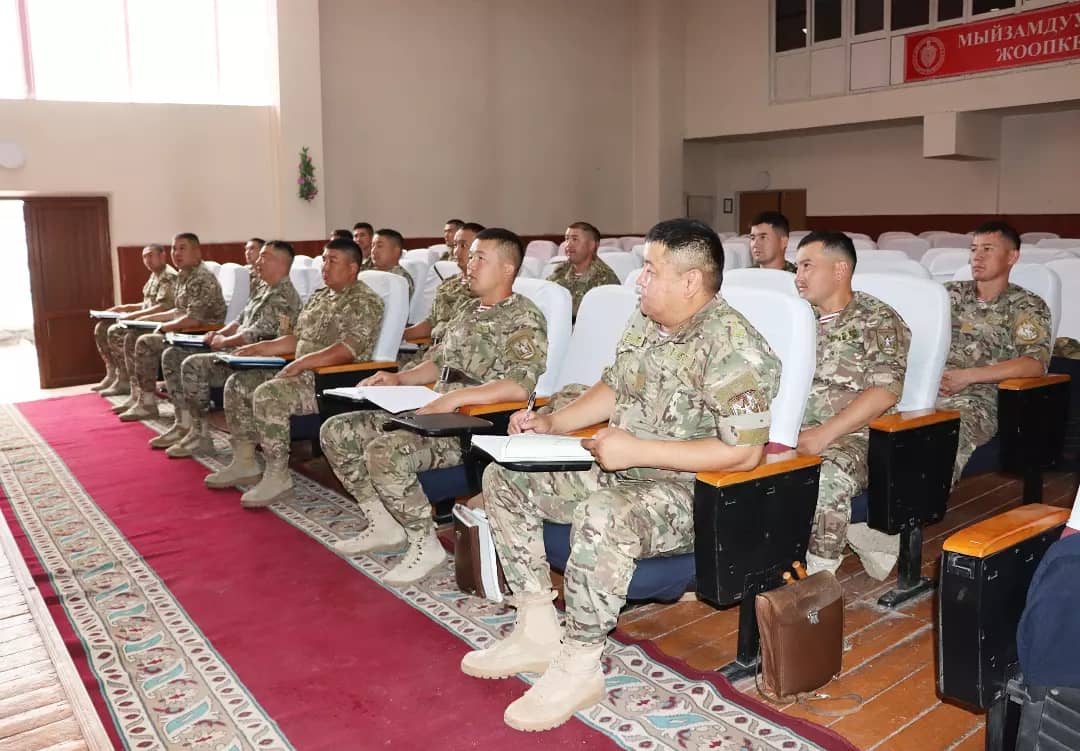 Во Внутренних войсках МВД Кыргызской Республики проведены учебно-методические сборы с командирами рот войсковых частей юго-западного и северо-восточного региона