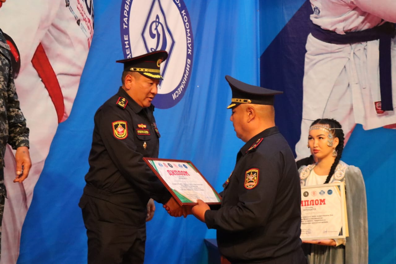 Состоялось награждение победителей Кубка министра внутренних дел по рукопашному бою
