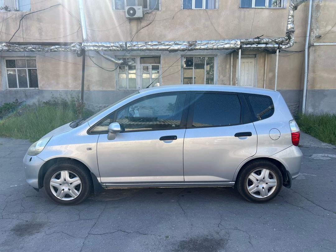 Кыргызстанда автоунааларды мыйзамсыз каттоо схемасына бөгөт коюлду