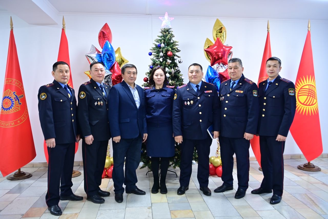 На заслуженный отдых проводили экс-начальника Пресс-службы МВД